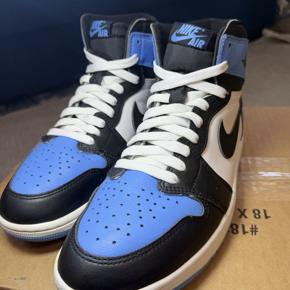 Size 9 - Jordan 1 Retro OG High UNC Toe